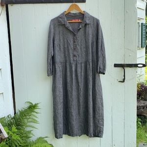 Pyne and Smith 3/4 sleeve collared midi dress gray